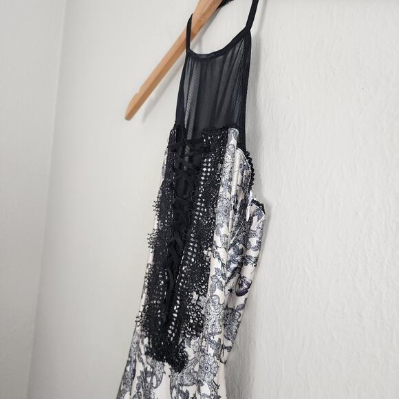 Starline Gothic Elegance Witch Mini Dress Costume - Picture 6 of 13